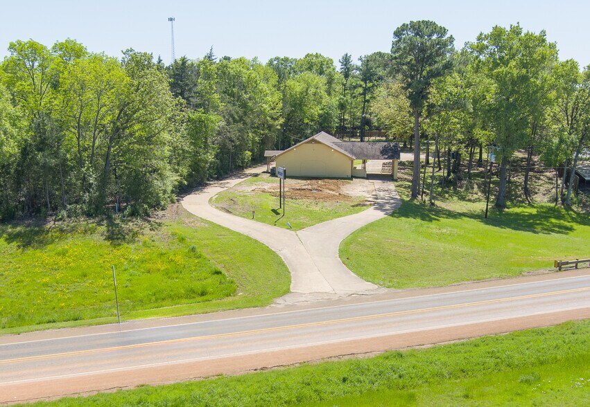 Primary Photo Of 120 NW 304 Loop, Crockett Daycare Center For Sale