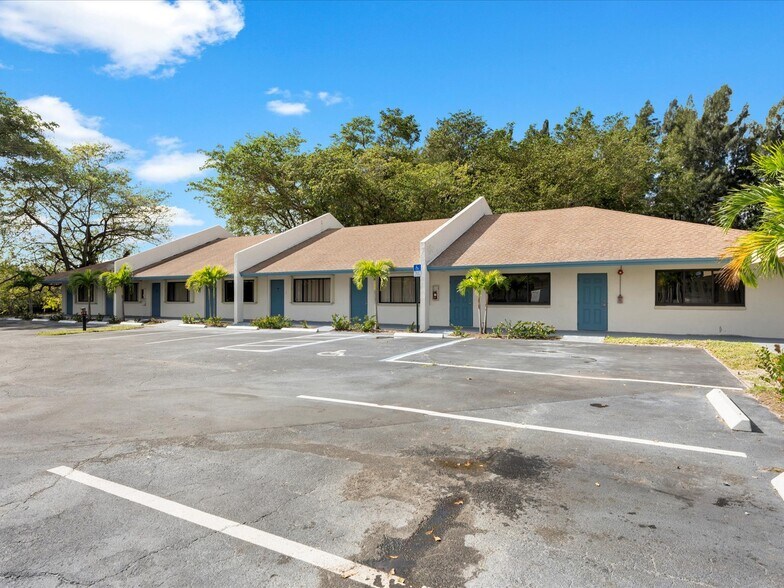 More Photos Of 4177 S Congress Ave, Palm Springs Assisted Living For Sale