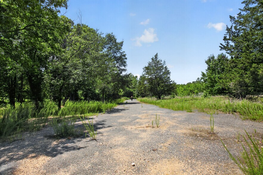 More Photos Of 6000 Maude Savoy Brown Rd, Upper Marlboro Land For Sale