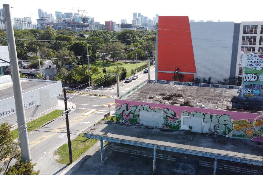 More Photos Of 321 NW 37th St, Miami Land For Sale
