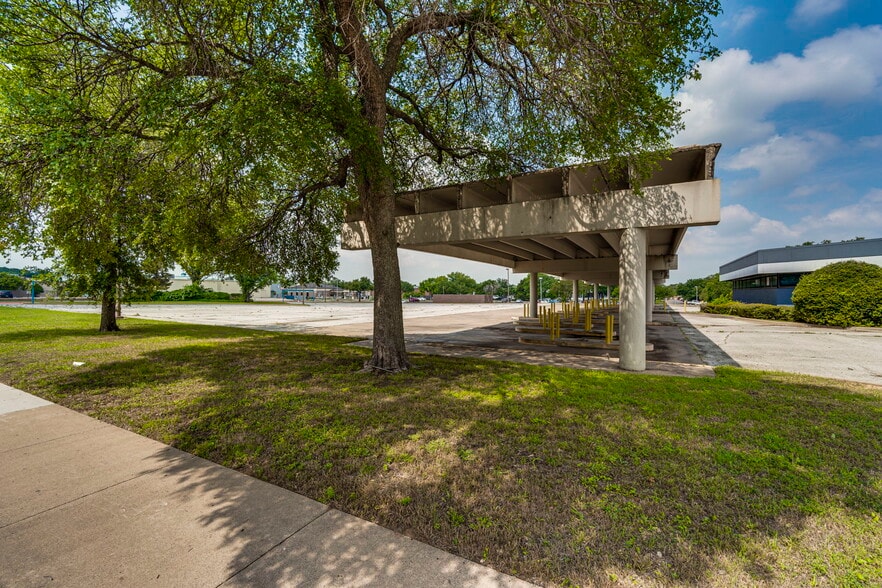 More Photos Of 1100 Milby Rd, Arlington Land For Sale