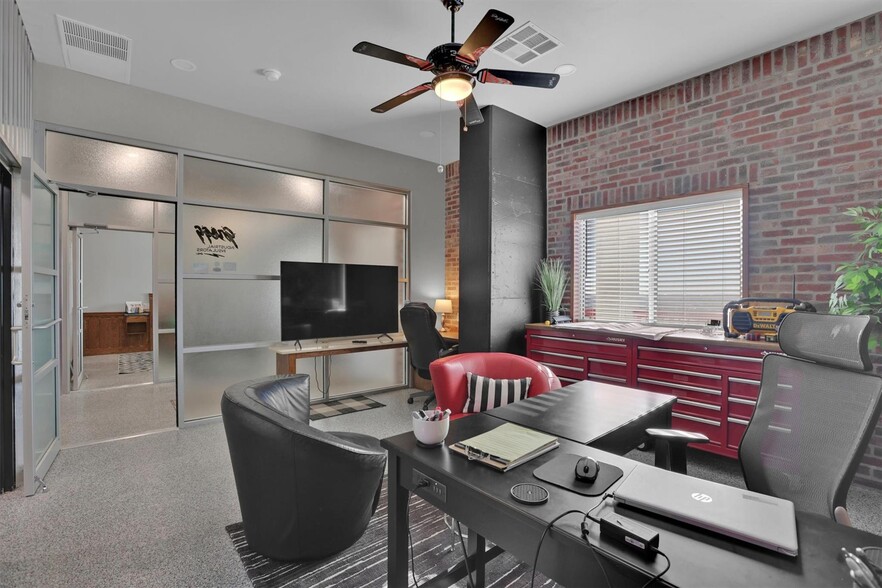 More Photos Of 3575 Lone Star Cir, Fort Worth Apartments For Sale