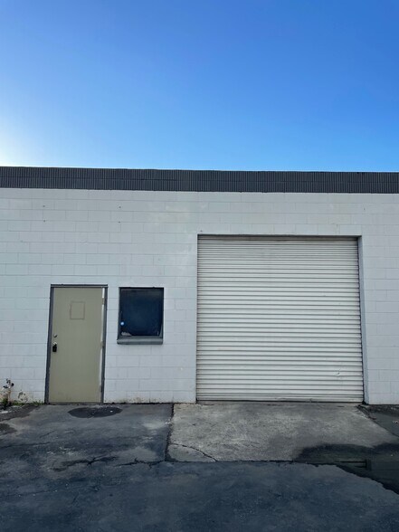 More Photos Of 10619-10621 Painter Ave, Santa Fe Springs Manufacturing For Lease
