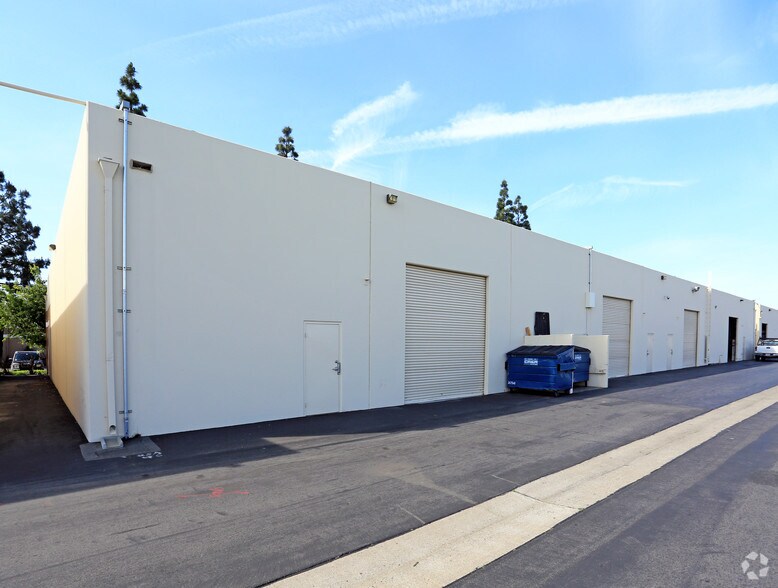 More Photos Of 638-644 N Eckhoff St, Orange Warehouse For Sale