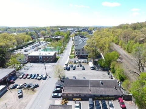 More Photos Of 176 Chestnut St, Ridgewood Auto Repair For Sale
