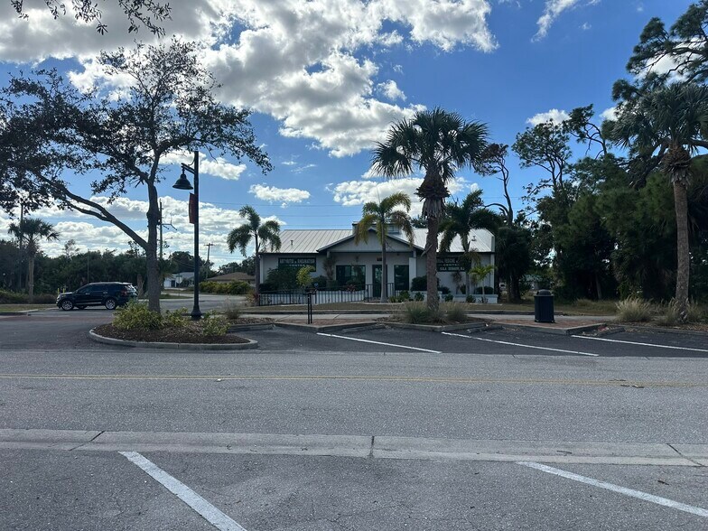 More Photos Of 2841 Tamiami Trl, Port Charlotte Medical For Sale