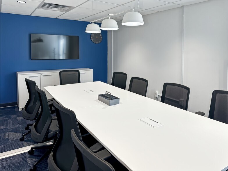 More Photos Of 41 N Sandusky St, Delaware Office For Lease