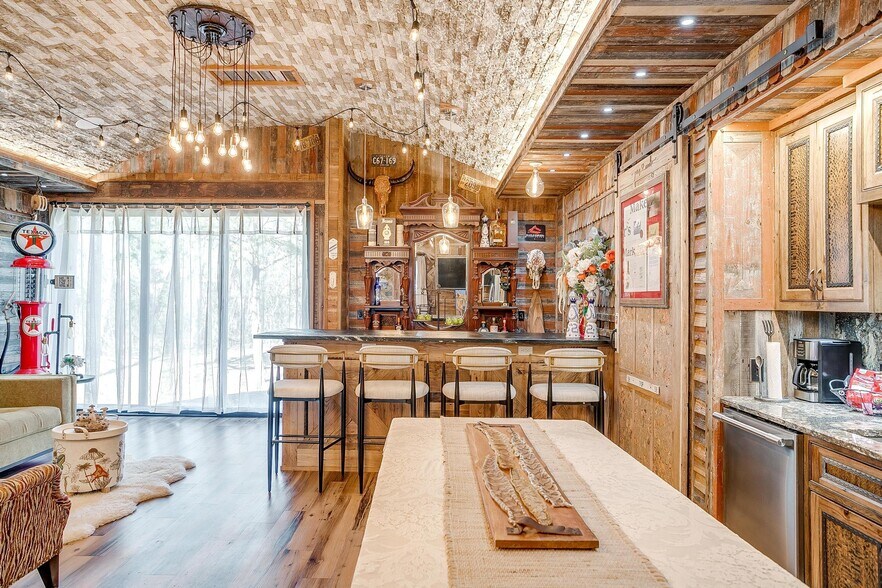 More Photos Of 10501 County Road 525, Mansfield Hospitality For Sale