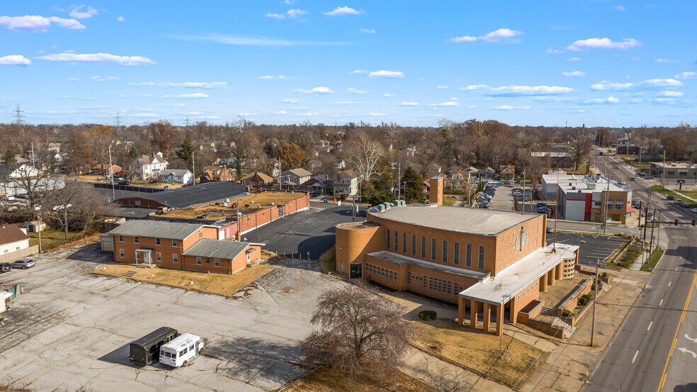 More Photos Of 6815 Page Ave, Saint Louis Religious Facility For Sale