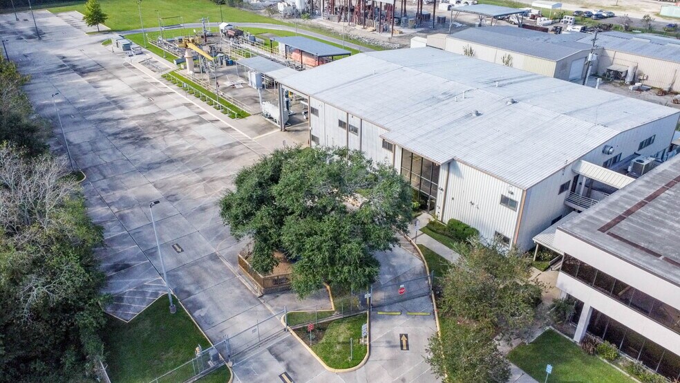 More Photos Of 200 Galbert Rd, Lafayette Office For Lease