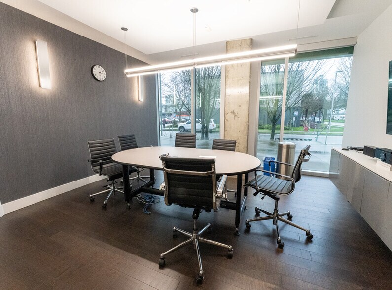 More Photos Of 438 Terminal Av, Vancouver Office For Lease