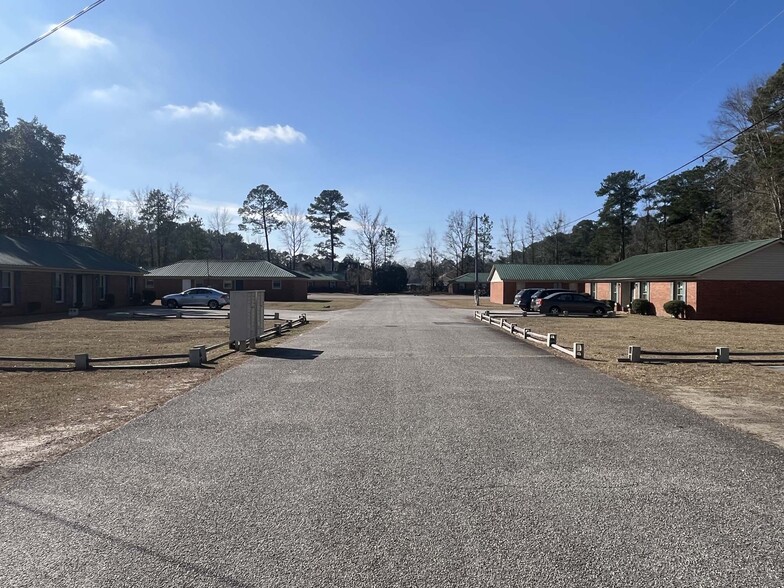 More Photos Of 3608 Gail Dr, Florence Multifamily For Sale