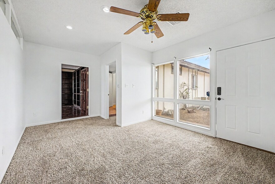 More Photos Of 8038 E Almeria Rd, Scottsdale Office For Sale