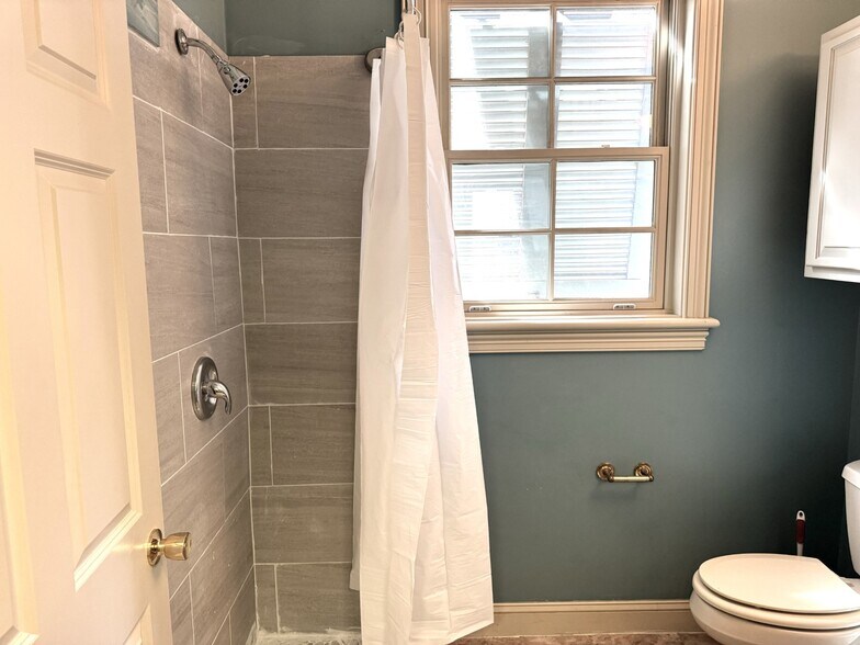 More Photos Of 4 Dunmore Ct, Hilton Head Island Medical For Lease