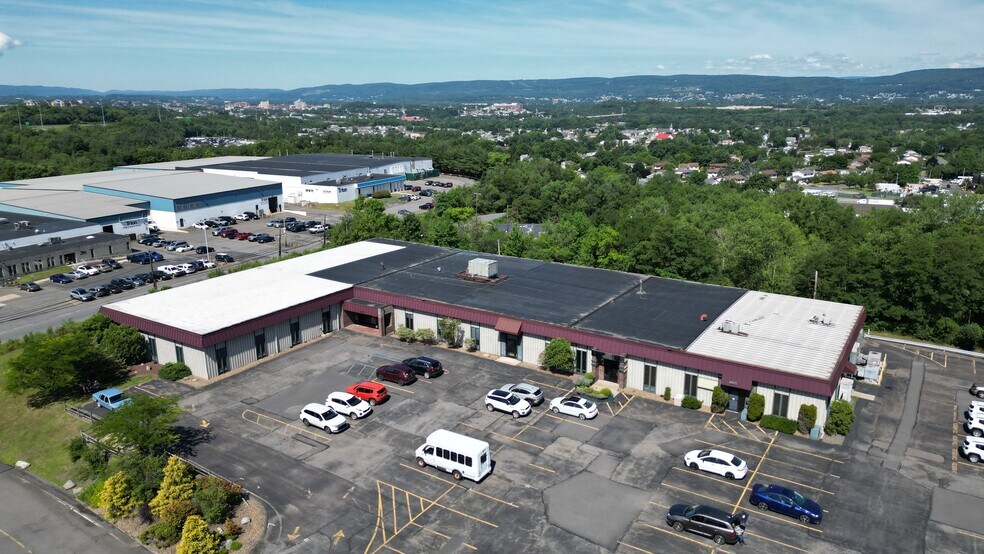 More Photos Of 300 Laird St, Wilkes Barre Medical For Lease