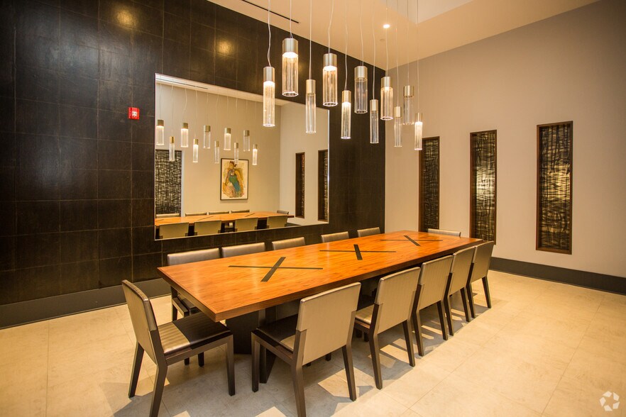 More Photos Of 8010 Gramercy Blvd, Rockville Apartments For Lease