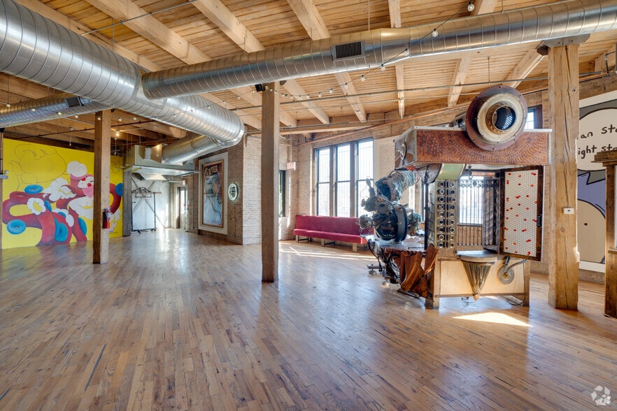 More Photos Of 2150 S Canalport Ave, Chicago Loft Creative Space For Lease