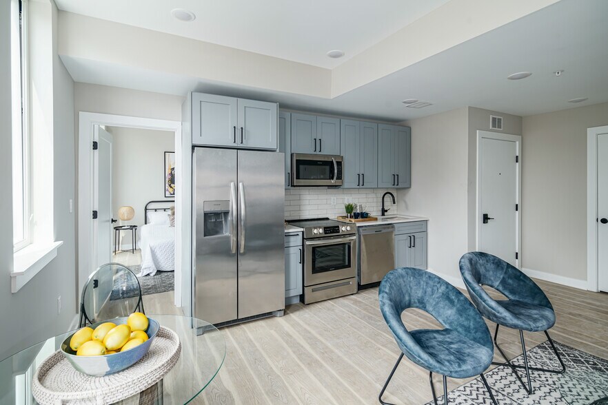 More Photos Of 2600 W Girard Ave, Philadelphia Apartments For Lease