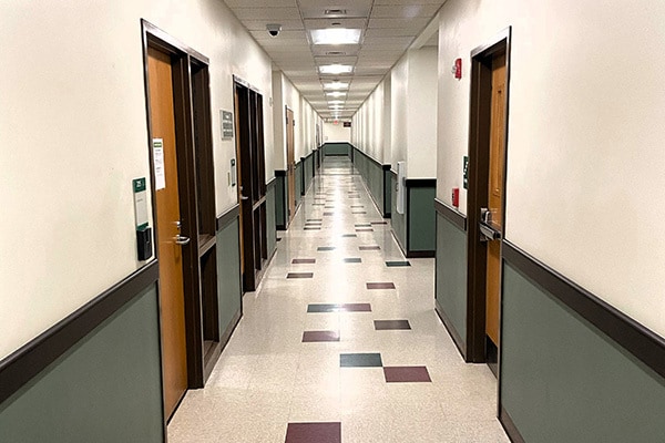 More Photos Of 108 Cherry St, Burlington Loft Creative Space For Sale