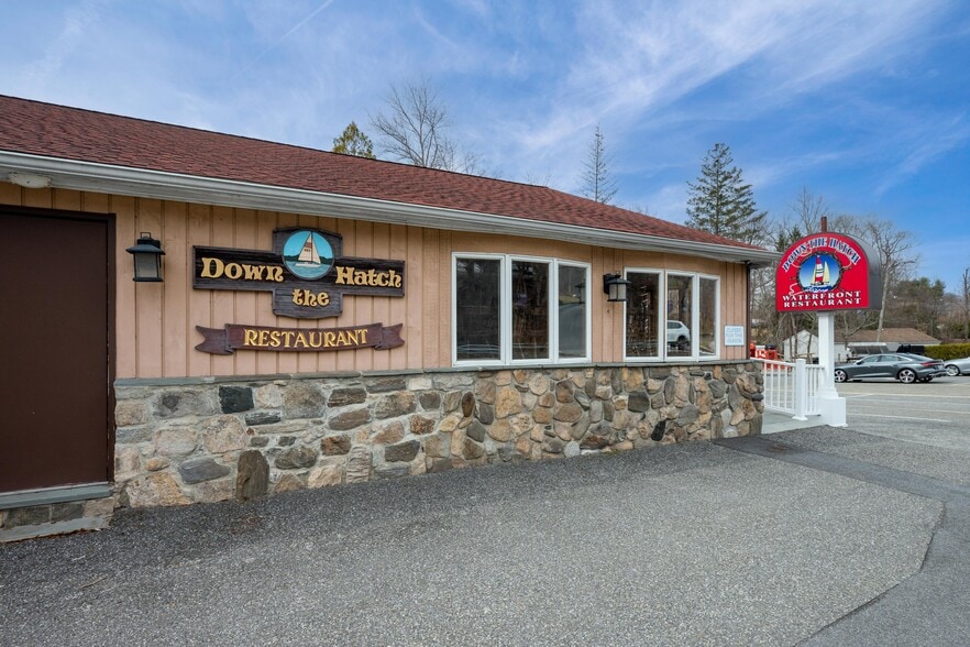 More Photos Of , Brookfield Unknown For Sale