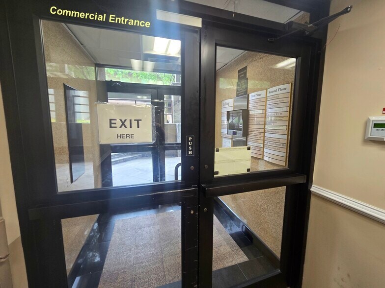 More Photos Of 92-29 Queens Blvd, Rego Park Apartments For Sale