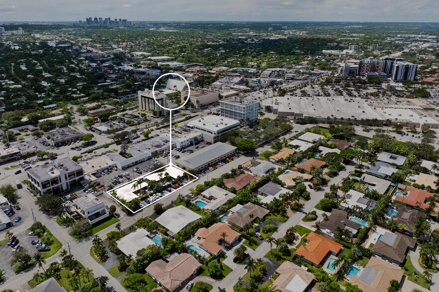 More Photos Of 2648 NE 32nd St, Fort Lauderdale Hotel For Sale