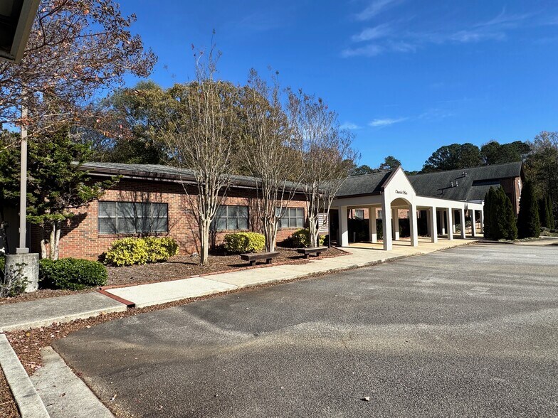 More Photos Of 3715 Bright Star Rd, Douglasville Religious Facility For Sale