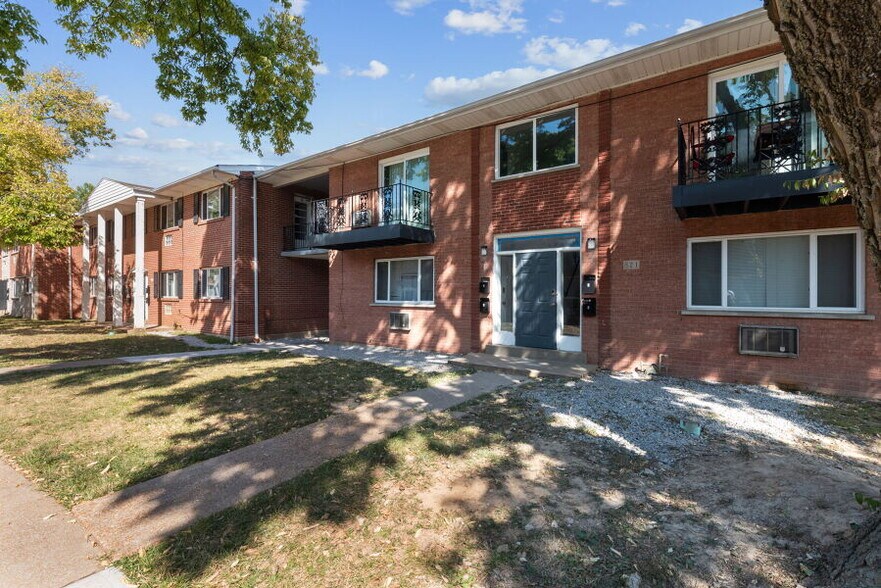 More Photos Of , Saint Louis Multifamily For Sale