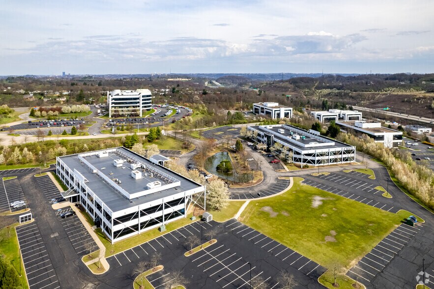 More Photos Of 1 Penn Center Blvd, Pittsburgh Unknown For Lease