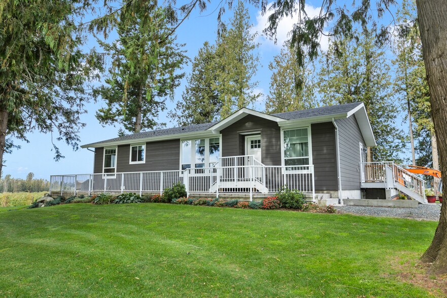 More Photos Of 197 Clearbrook Rd, Abbotsford Land For Sale