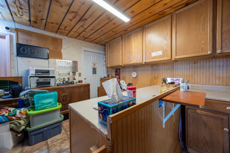 More Photos Of 815 Main Ave, Tillamook Hotel For Sale