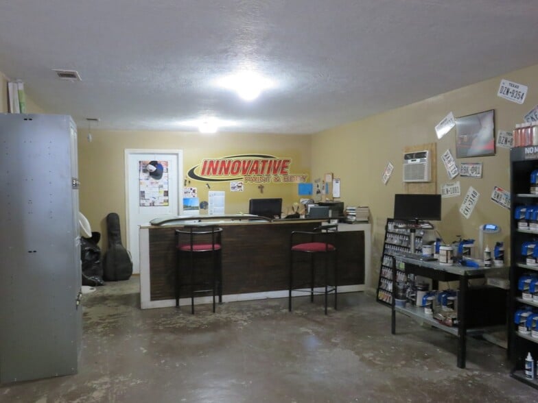 More Photos Of 105 Hubert St, Cleveland Warehouse For Sale