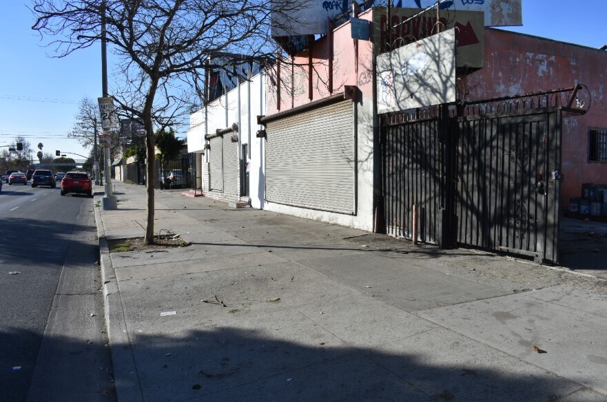 Primary Photo Of 621-633 E Manchester Ave, Los Angeles Land For Lease