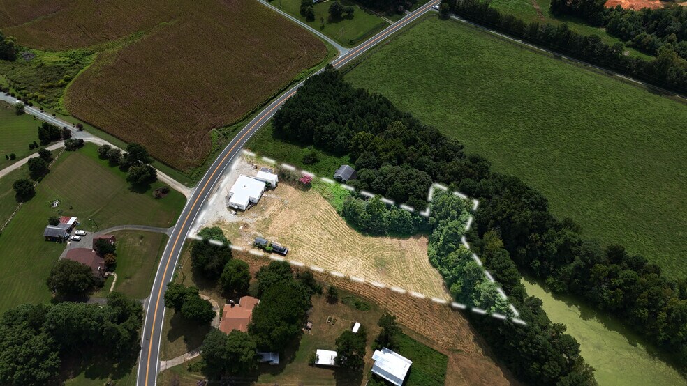 More Photos Of 1610 NC Highway 61, Whitsett General Retail For Sale