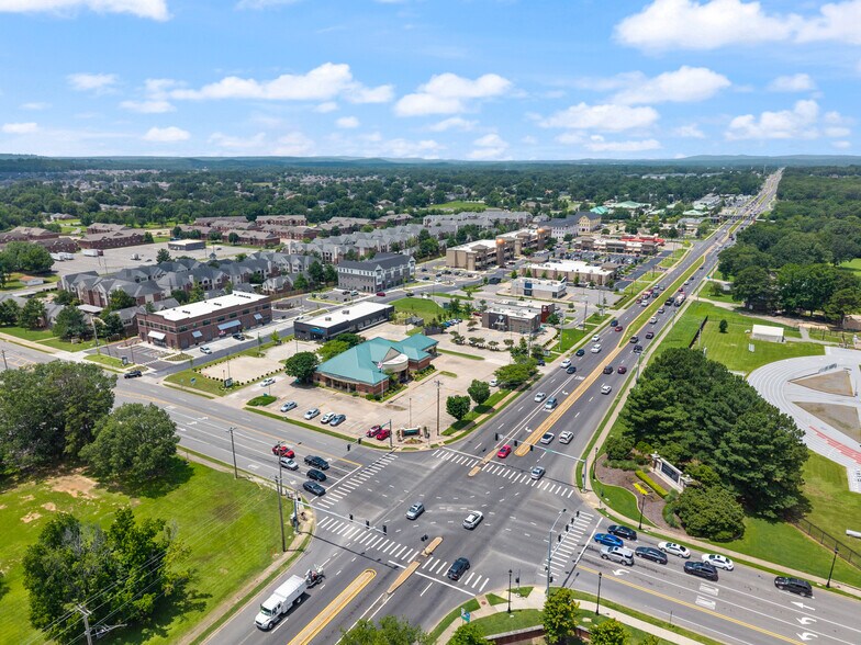 More Photos Of 2235 Dave Ward Dr, Conway Storefront Retail Office For Lease