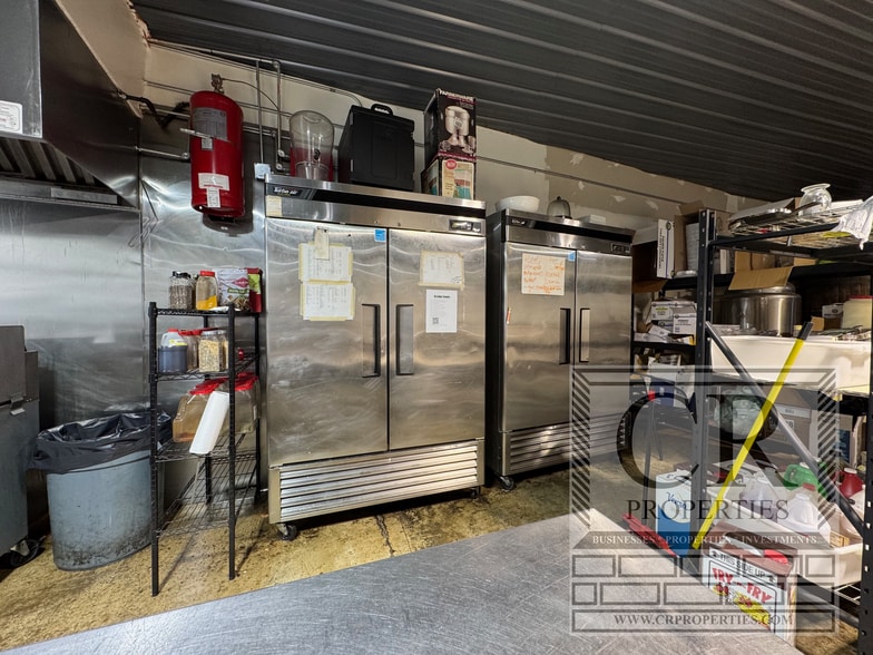 More Photos Of 17 Milton Ave, Highland Warehouse For Sale