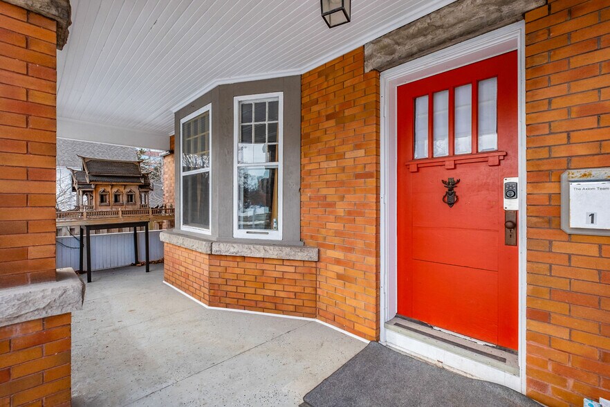 More Photos Of 1031 Carling Av, Ottawa Apartments For Sale