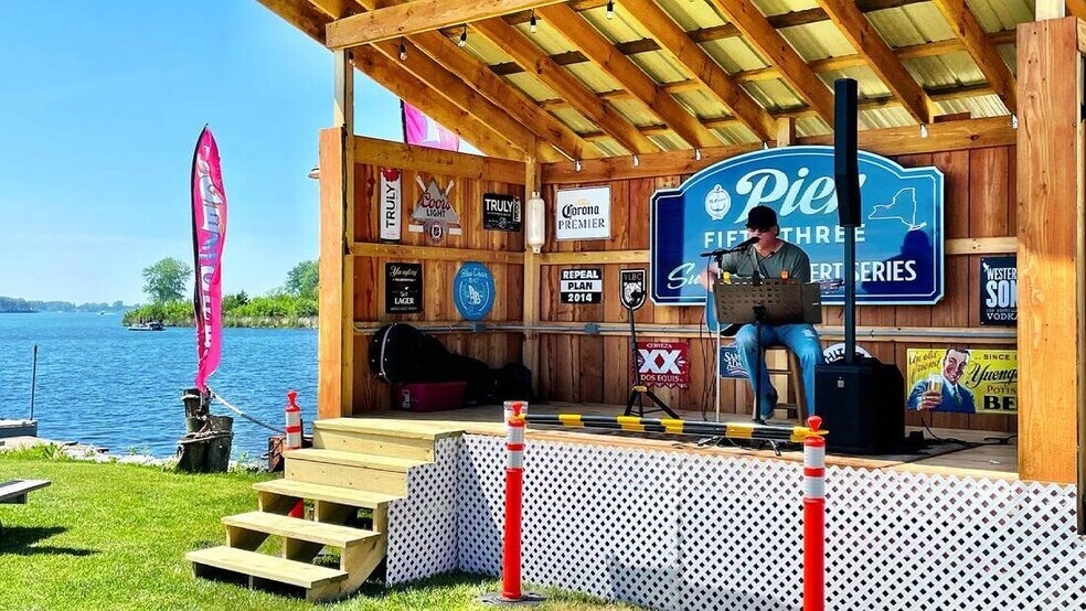 More Photos Of 7147 Lake Bluff Rd, Wolcott Restaurant For Sale