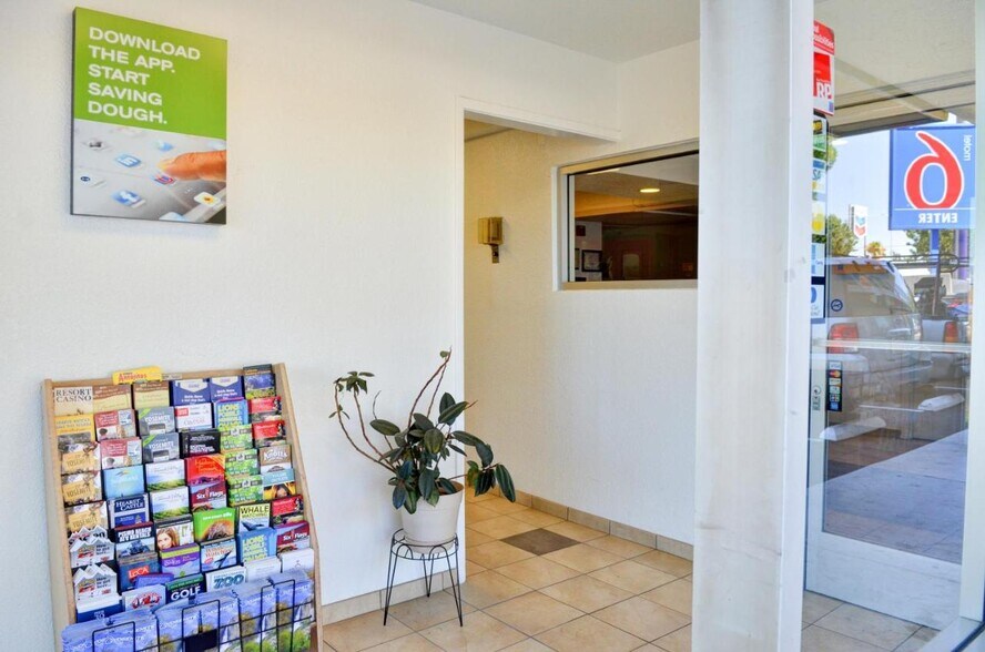 More Photos Of 12733 State Highway 33, Gustine Hotel For Sale