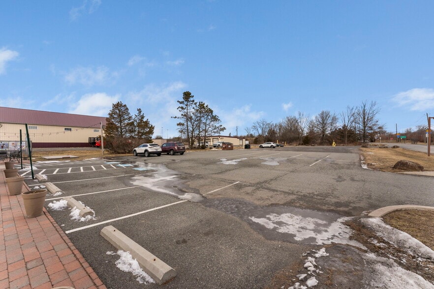 More Photos Of 1850 John Fries Hwy, Quakertown Restaurant For Sale