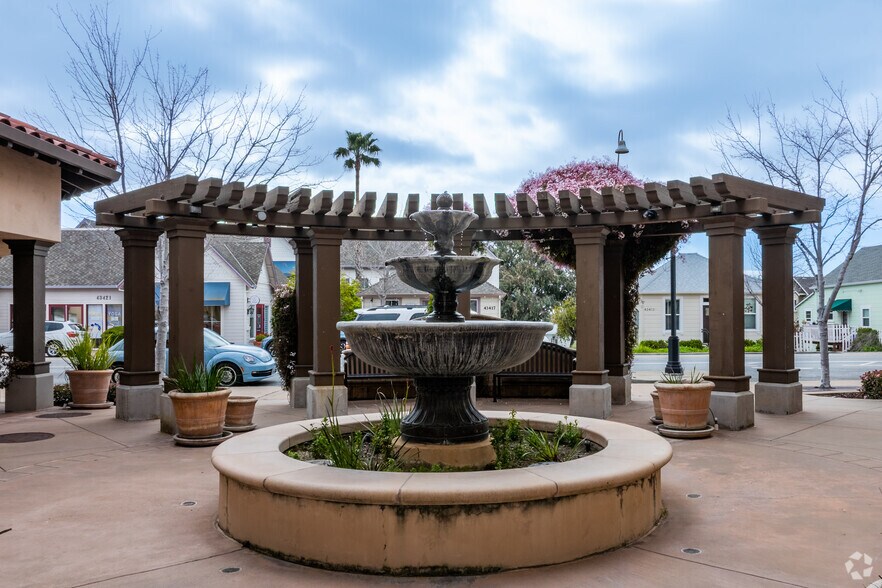 More Photos Of 43430-43480 Mission Blvd, Fremont Freestanding For Lease