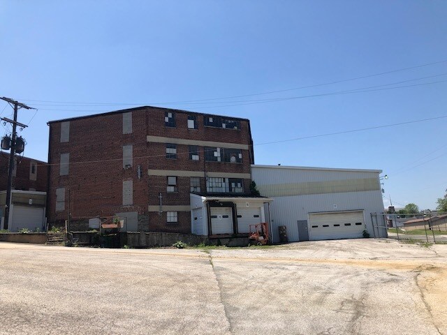 More Photos Of 105 Church Ln, Red Lion Warehouse For Sale
