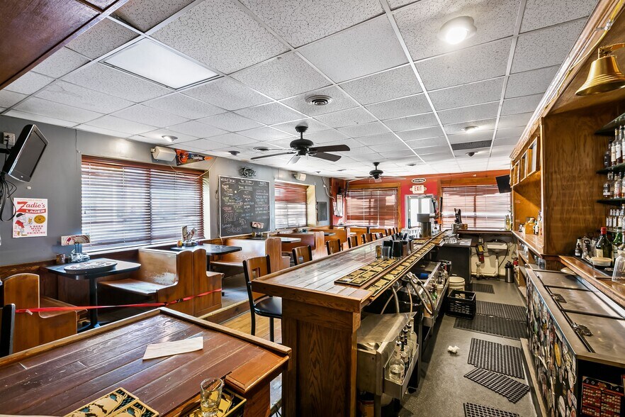 More Photos Of 2218 Boston St, Baltimore Storefront Retail Residential For Sale