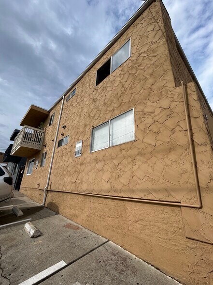 More Photos Of 2621 Highland Ave, San Diego Multifamily For Sale