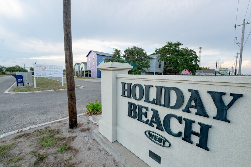 More Photos Of , Rockport Unknown For Sale