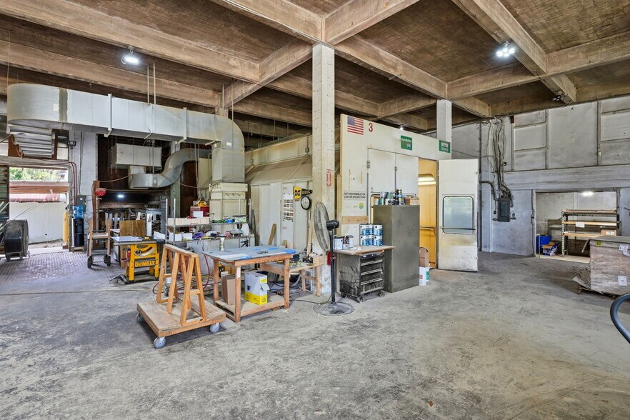 More Photos Of 765 E Washington St, Monticello Auto Repair For Sale