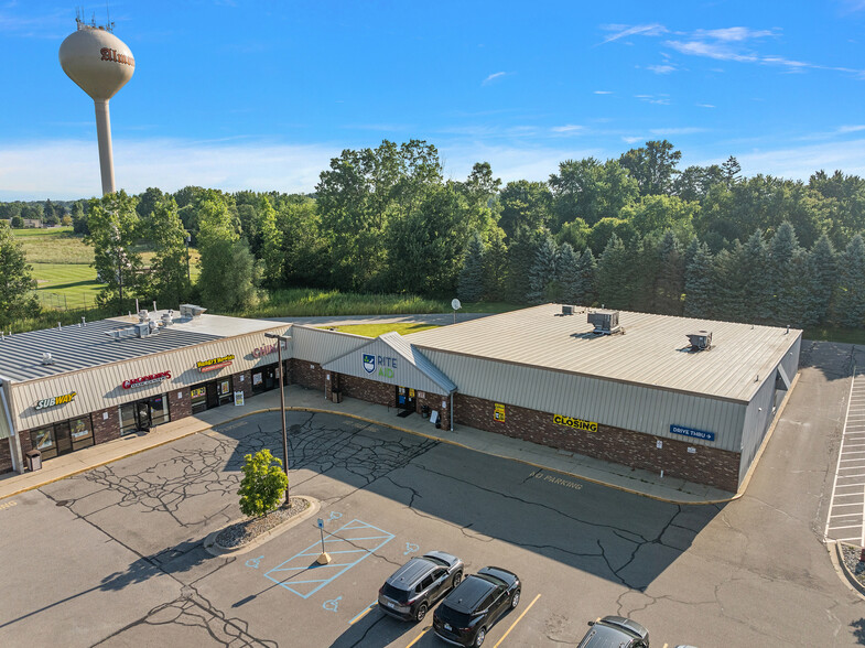 Primary Photo Of 860-888 N Van Dyke Rd, Almont Unknown For Lease