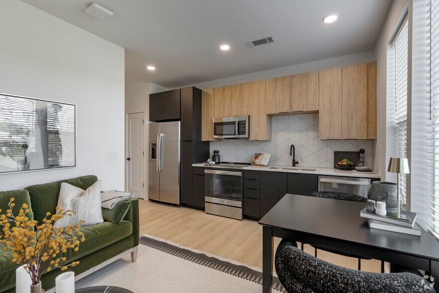 More Photos Of 4612 Gilead St, Charlotte Apartments For Lease