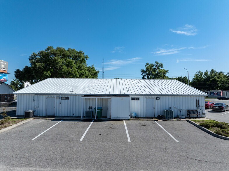 More Photos Of 4134-4136 W US Highway 90, Lake City Freestanding For Sale