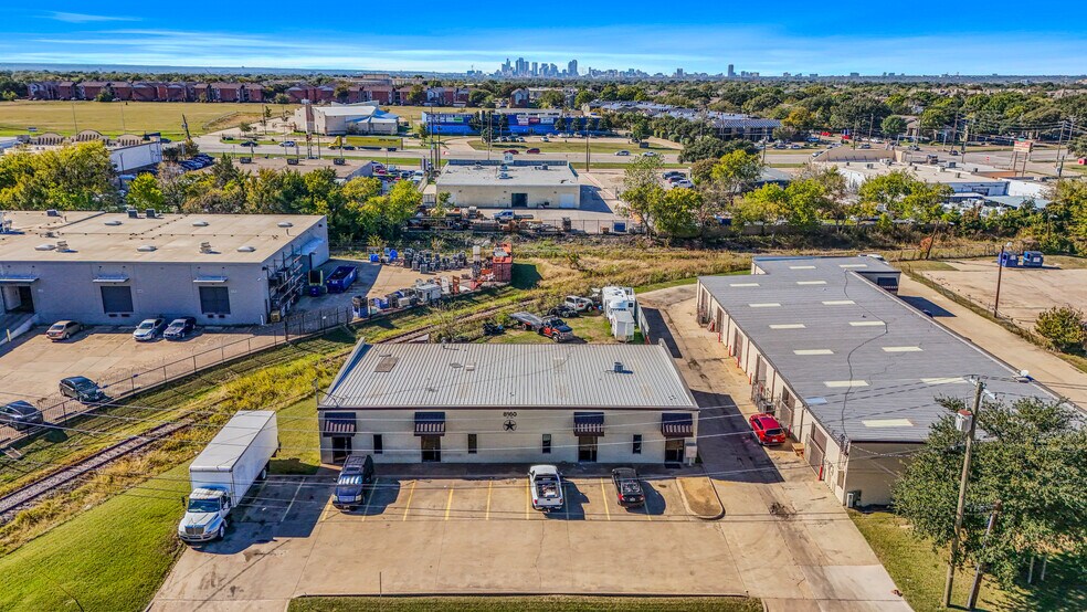 Primary Photo Of 8160 Moberly Ln, Dallas Light Manufacturing For Lease